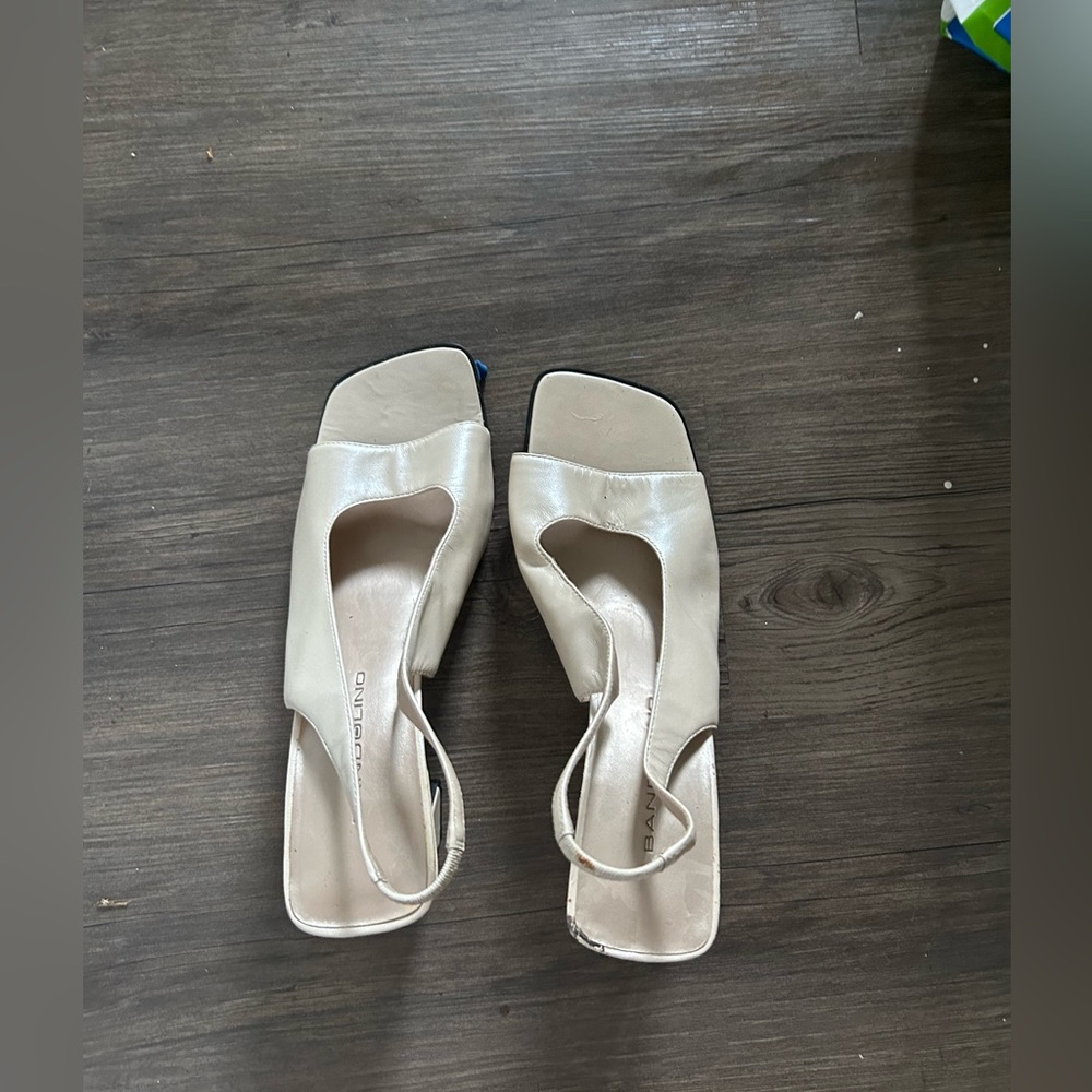 Bandolino size 8.5 cream open toe heels